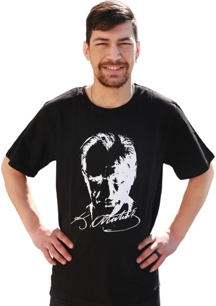 Atatürk Baskılı T-Shirt