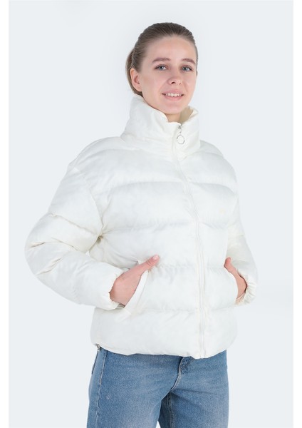 Baıley Bej Kadın Sısme Kapsonlu Kaban modelleri