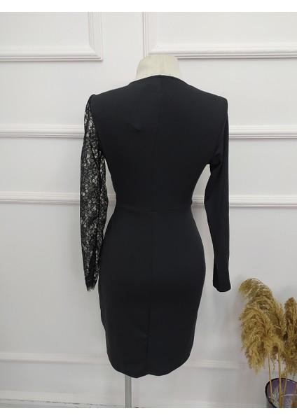 Kadın Siyah Uzun Kollu Tek Kolu Dantel Detay V Yakalı Yırtmaçlı Dalgıç Elbise indirimleri