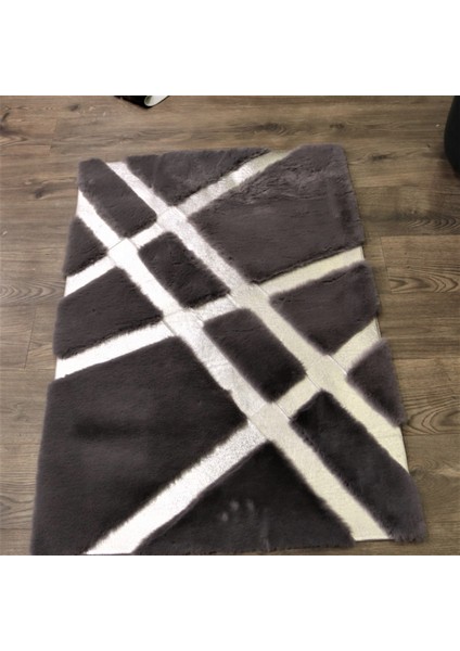 Gri Gümüş Bordürlü Peluş Halı 120 x 180 cm