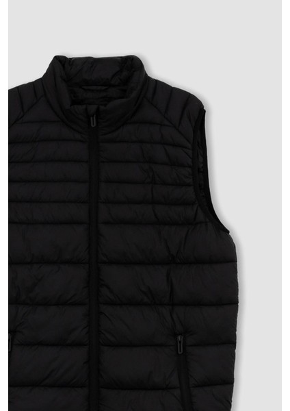 Fit Standart Fit Dik Yaka Ultra Hafif Cepli Puffer Şişme Yelek W7016AZ23SP