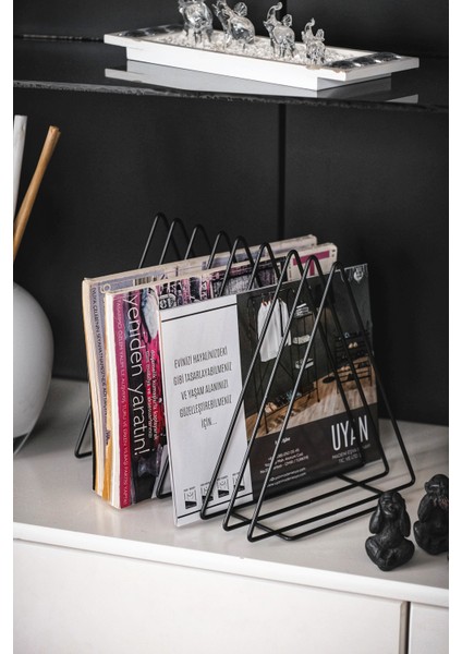 Metal Dergilik ve Klasör Ayracı Çok Amaçlı Üçgen Dergilik Masa Üstü Organizer