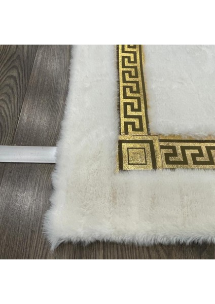 Osmanlı Motifli Gold Varaklı Peluş Halı 120 x 180 cm