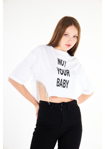 AS Anita Store Yanı Sallantılı Taş Detaylı Not Your Baby Baskılı Oversize Crop T-Shirt