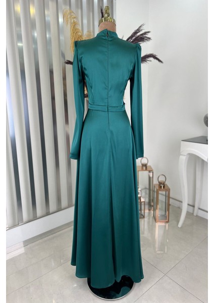 Mina Tesettür Abiye Zümrüt modelleri