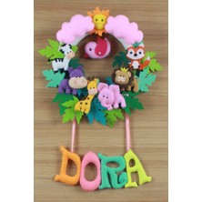 Renkli Hayallerim Dora Isimli Safari Kız Bebek ve Hastane Odası Kapı Süsü