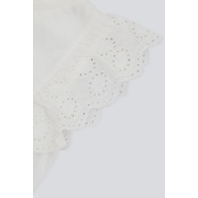 Babokah (Kids Girl) Omuzları Dantel Kolsuz T-Shırt