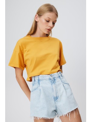 Babokah Kol Ucu Katlamalı Crop T-Shırt