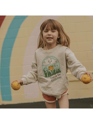 " Earth Day" Baskılı Sweatshirt