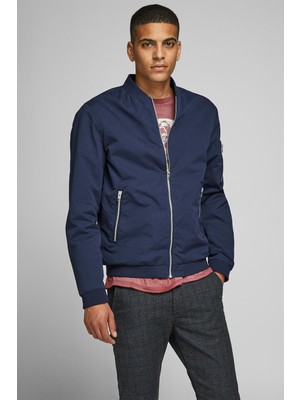 Jack & Jones Essentials Jjerush Fermuarlı Suya Dayanıklı Bomber Ceket Erkek Ceket 12165203