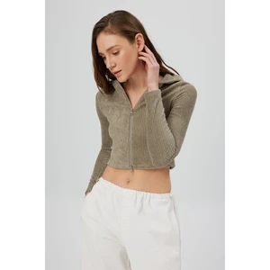 Nakış Detay Crop Fıt Hırka