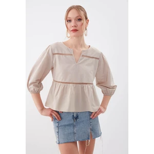 Kolları Lastikli V Yaka Bluz