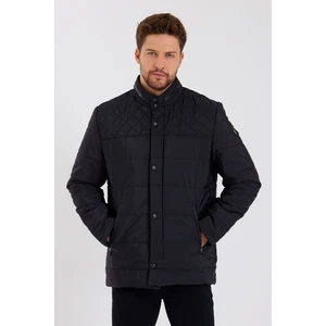 Erkek Siyah Regular Iç Cepli Içi Kürklü Yıkanabilir Regular Kapitone Mont&kaban