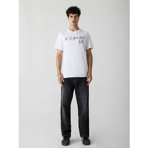 Sloganlı Beyaz T-Shırt