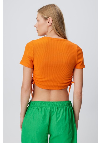 Yan Büzgülü Crop Top