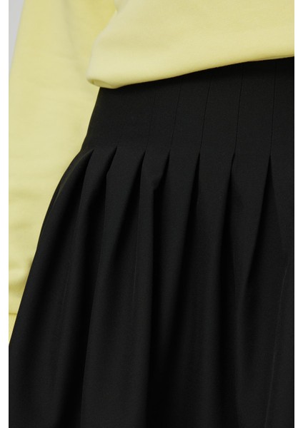 Pileli Mini Dokuma Etek