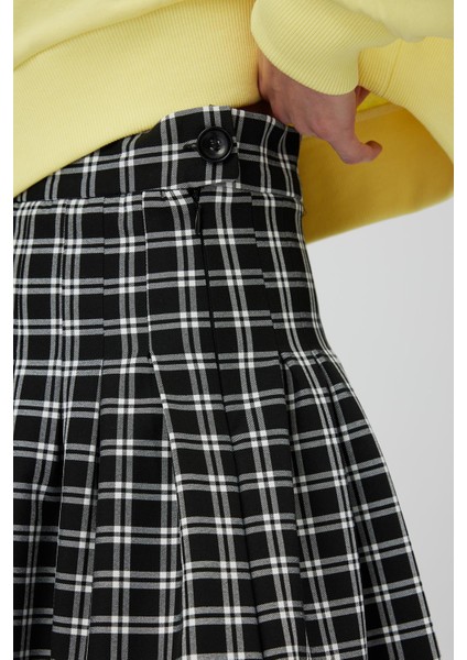 Pileli Mini Dokuma Etek modelleri