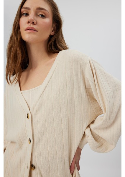 Oversıze Düğmeli Hırka modelleri