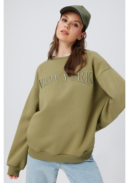 Nakışlı Sweatshirt