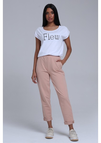 Fancy Kadın Geniş Yaka Regular Fit Nakış Detaylı Tişört