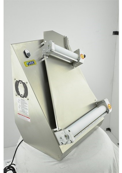 Endüstriyel 40 Cm 40 Luk Yatay Merdane Hamur Açma Makinesi HNC-HHA-40M