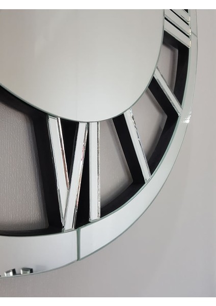 Circle Roma Silver Model Gümüş Renk 60 Cm Dekoratif Aynalı Duvar Saati