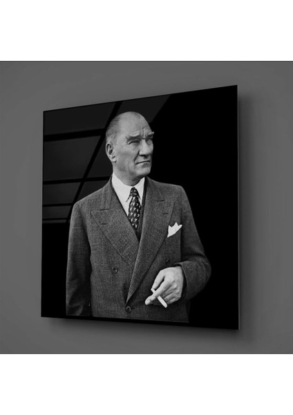 Atatürk Fotoğrafları Cam Tablo