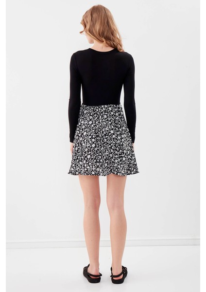 Eteği Desenli Mini Elbise fırsatları