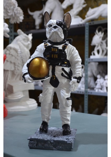 Bulldog Köpek Astronot Heykel