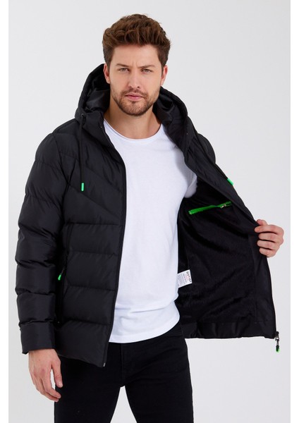 Yeni Sezon Erkek Siyah Su ve Rüzgar Geçirmez Kapüşonlu Kalın Içi Kürklü Şişme Kaban&mont modelleri