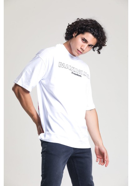Beyaz Baskılı Oversize T-Shirt modelleri