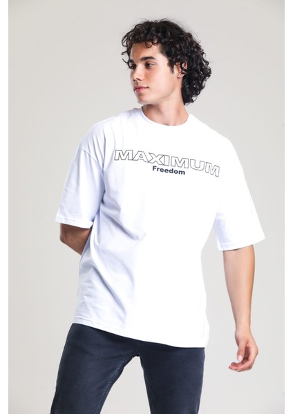 Beyaz Baskılı Oversize T-Shirt indirimleri