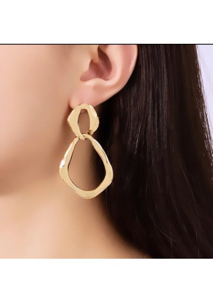 Gold Renk Geometrik Damla Küpe