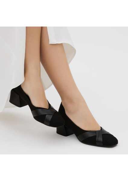 Kadın Derı Topuklu Ayakkabı 33 BC2100 Bn Ayk Y23 indirimleri