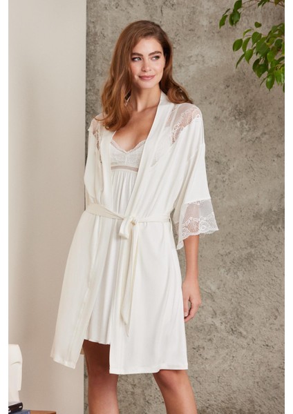 Saten Dantelli Gecelik & Sabahlık Takım - 4010