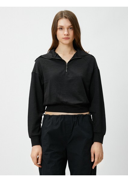 Yarım Fermuarlı Sweatshirt Dik Yaka