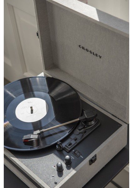 Vintage Bluetooth Alıcılı ve Taşınabilir Müzik Pikap fırsatları