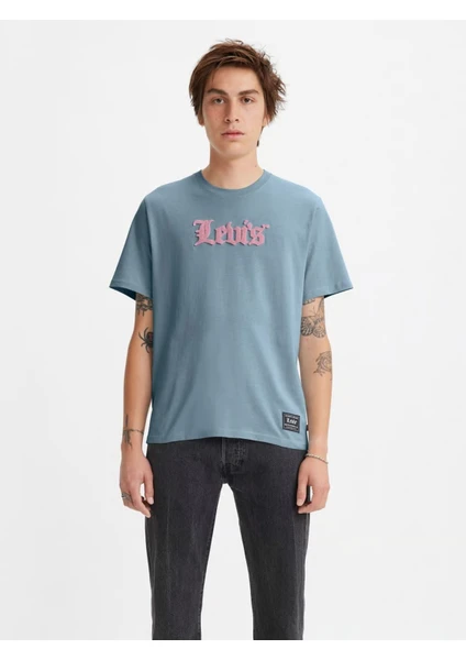 Relaxed Fit Tee