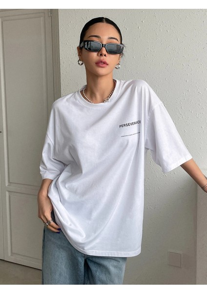 Kadın Perseverance Baskılı Oversize Tişört modelleri