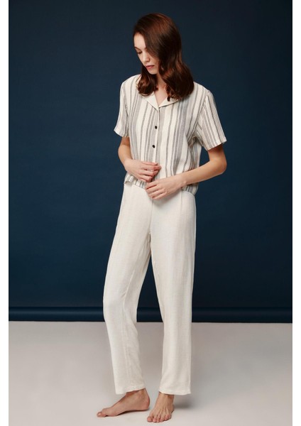 Kadın 3 Lü Kısa Kol Büstiyerli Ekru Pijama Takımı 3C0T0N03