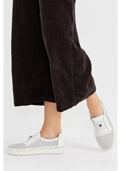 7ADIMDAAŞK Kadın Deri Spor Ayakkabı 072Y21K10801 indirimleri