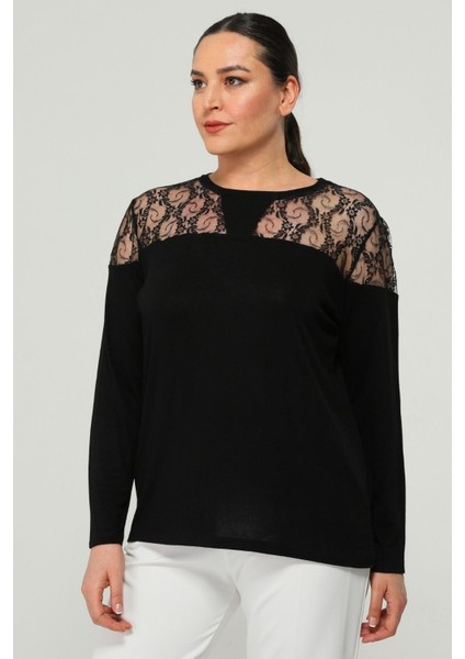 Kadın Büyük Beden Transparan Tül Detay Siyah Bluz fiyatları