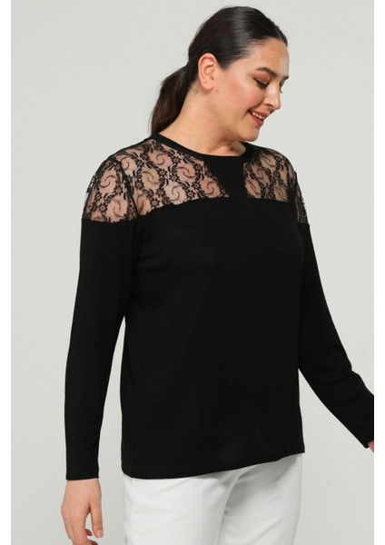Kadın Büyük Beden Transparan Tül Detay Siyah Bluz indirimleri