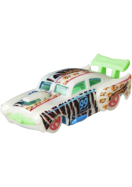 Hot Wheels HCB57 Monster Trucks Karanlıkta Parlayan Araçlar, Hot Wheels Monster Trucks - Mattel