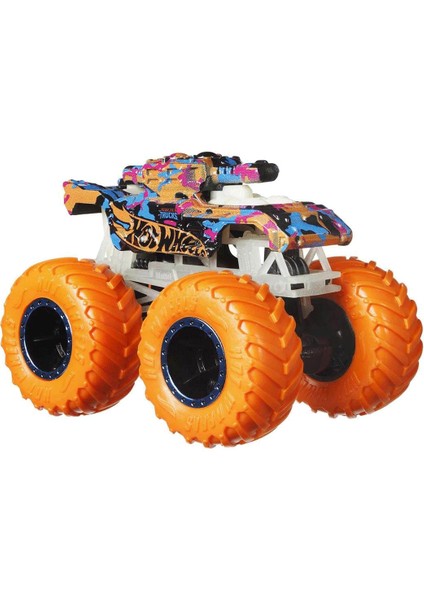 Hot Wheels HCB57 Monster Trucks Karanlıkta Parlayan Araçlar, Hot Wheels Monster Trucks - Mattel