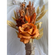 Eloza Floral Art Kurutulmuş Çiçeklerle ve Ithal Yapay Gül ve Yapraklarla Hazırlanan Gelin Buketi