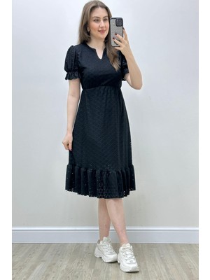 Mazi Butik V Yaka Delik Işli Elbise Siyah
