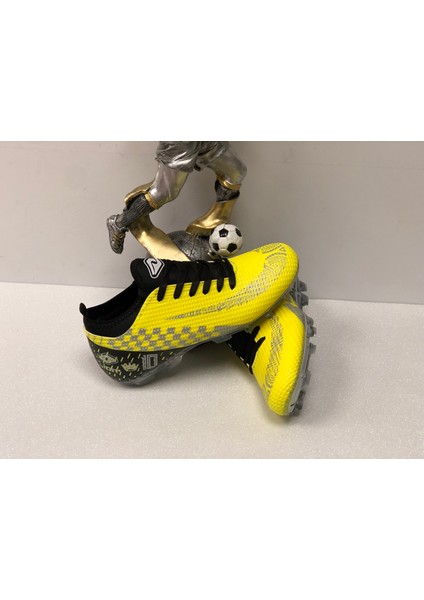 Kafkaslar Yeni Model Yarım Bilekli Streç Çocuk Garson Erkek Futbol Krampon Ayakkabı