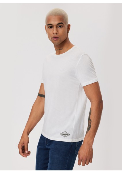 Bisiklet Yaka Beyaz Erkek T-Shirt 232 Lcm 242061 Gael Beyaz fiyatları