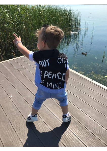 Pantolon / Tişört / Kapşonlu Kot Yelek Takım indirimleri